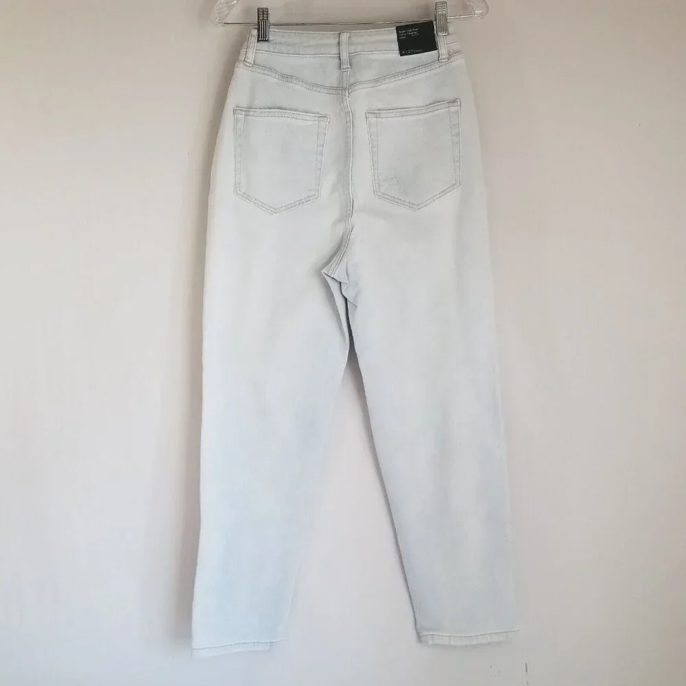 Super High Rise Curvy Tapered Ankle Jeans SIZE 4 Ultra Light Wash READ Wild Fabl